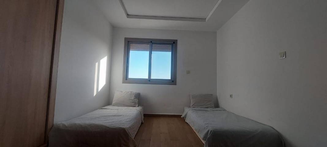 Appartement de vacances pour 4 personnes, avec piscine ainsi que vue et terrasse