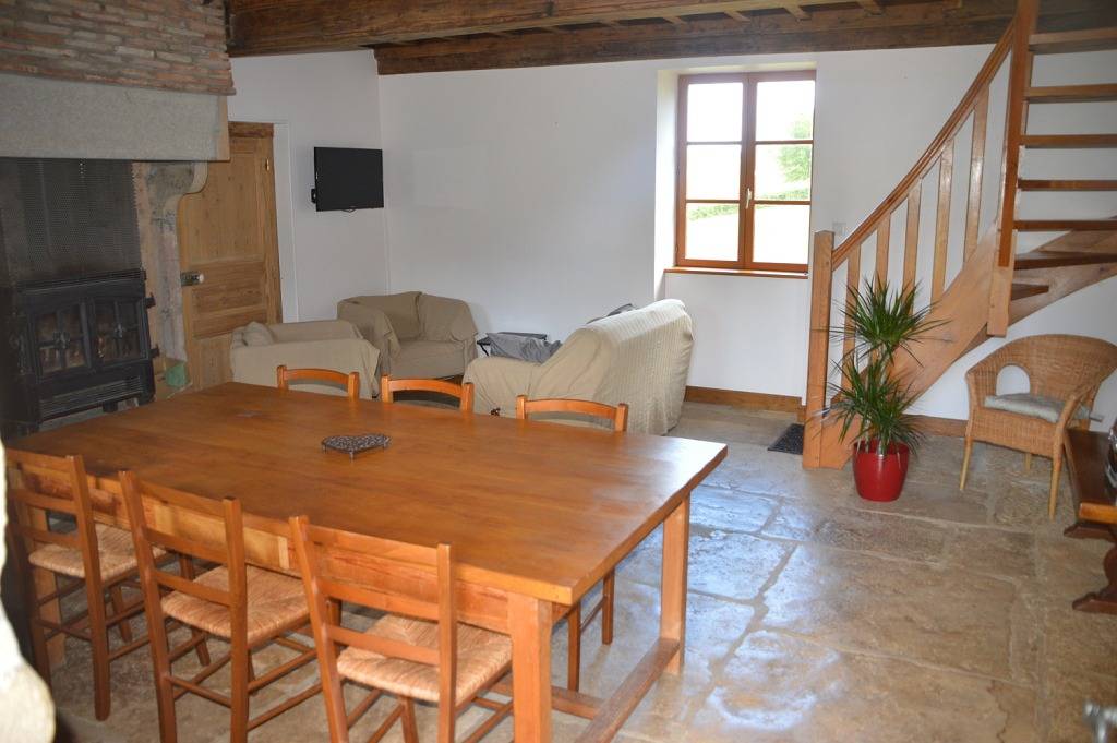 Gîte voor 6 personen met tuin in Buffières, Mâcon en omgeving