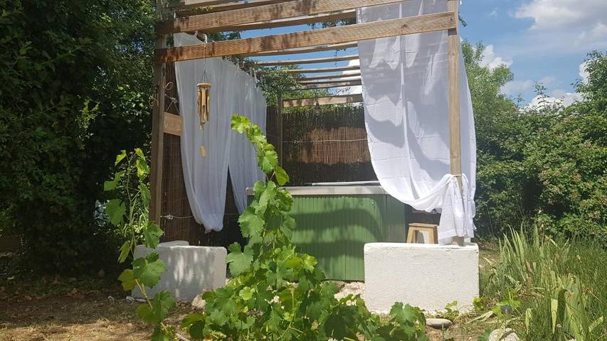 Maison d’hôte pour 4 personnes, avec jardin et jacuzzi, adapté aux familles à Mazan - 3