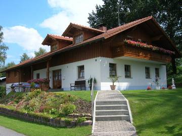 Ferienhaus für 4 Personen, mit Garten und Balkon in Sankt Oswald-Riedlhütte