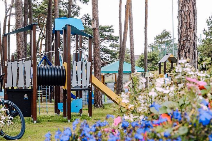 Wynajem wakacyjny dla 4 osób, z ogród i sauna, zwierzęta dozwolone w Ustka