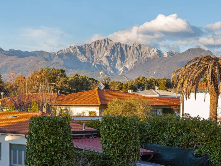 Ferienwohnung für 6 Personen, mit Balkon und Terrasse in Marina di Pietrasanta - 3