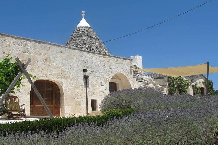 Beautifully restored, air conditioned trullo in Puglia in Martina Franca, Province de Taranto