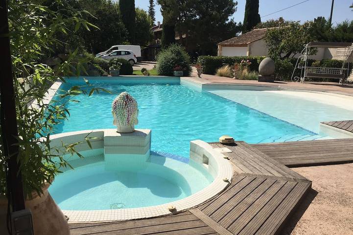 Maison d’hôte pour 6 personnes, avec Jacuzzi et Jardin à Orgone