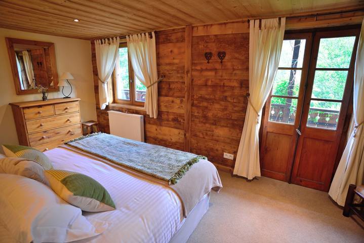 Chambre d’hôte pour 2 personnes, avec jardin et balcon, adapté aux familles
