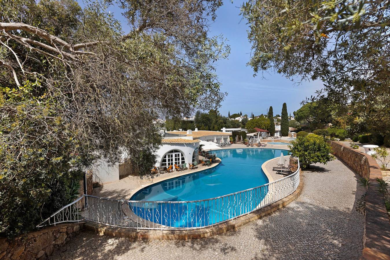 Apartamento entero, Apartamento vacacional 'Quinta Do Paraíso' con piscina compartida, jardín compartido y Wi-Fi in Carvoeiro, Lagoa