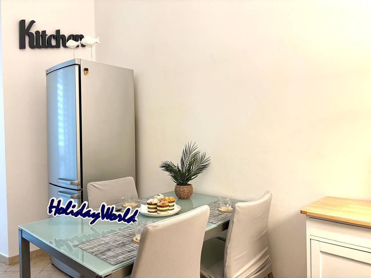 Entire holiday apartment, Lights by the sea by Holiday World in Savona (City), Savona