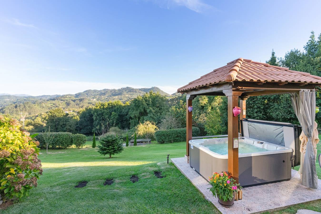 Landhaus 'Villa Mymar' mit Öko-Spa, Klimaanlage und Bergblick in Amandi, Villaviciosa