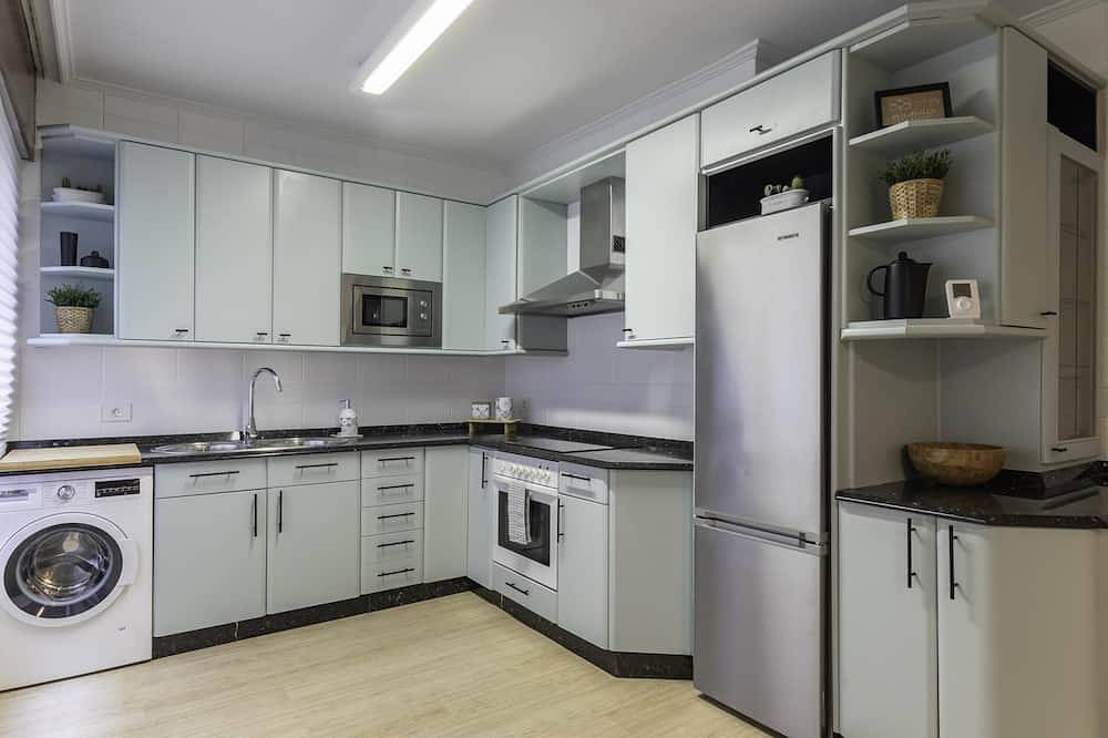 Apartamento entero, Amplio y Elegante en Las Arenas in Guecho, Costa Vasca
