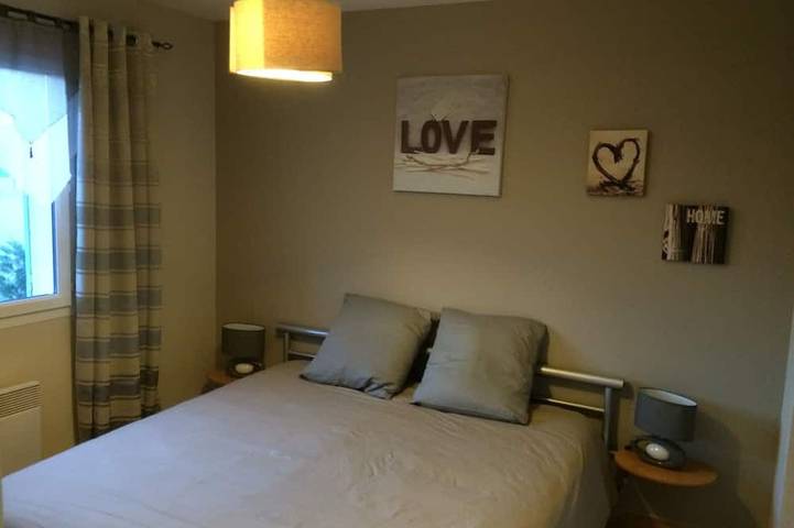 Location de vacances pour 6 personnes, avec jardin et jacuzzi à Mollégès - 2