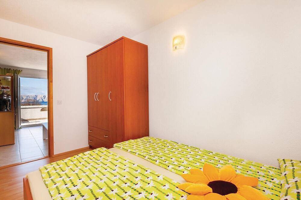 Ganze Wohnung, Schöne 2-Zimmer-Wohnung in Klenovica in Klenovica, Primorje-Gorski Kotar