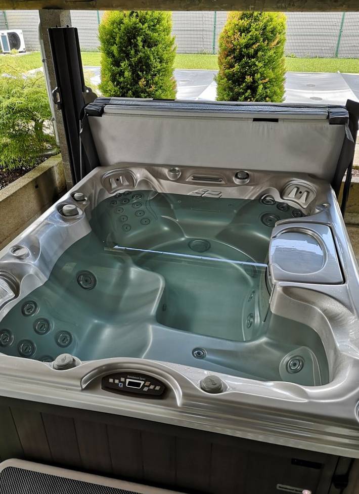 Chambre d’hôte pour 2 personnes, avec jacuzzi et jardin ainsi que sauna et piscine dans le Jura - 3