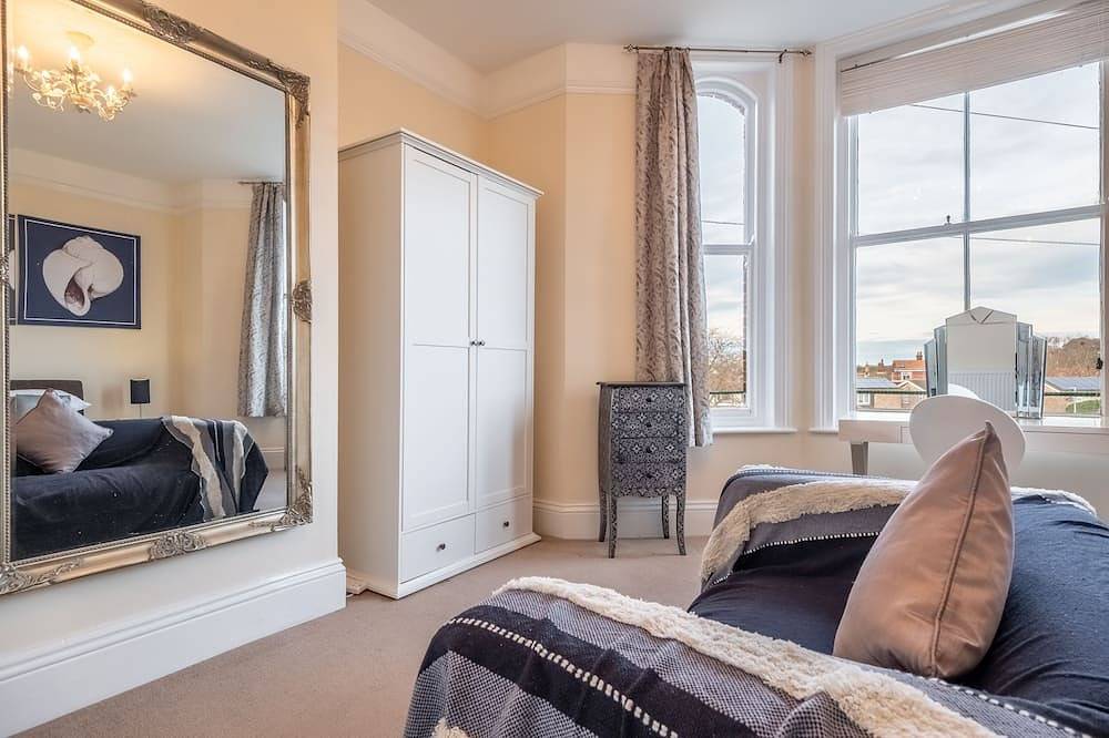 Entire apartment, Lighthouse View, Cromer, Norfolk in Norfolk Coast