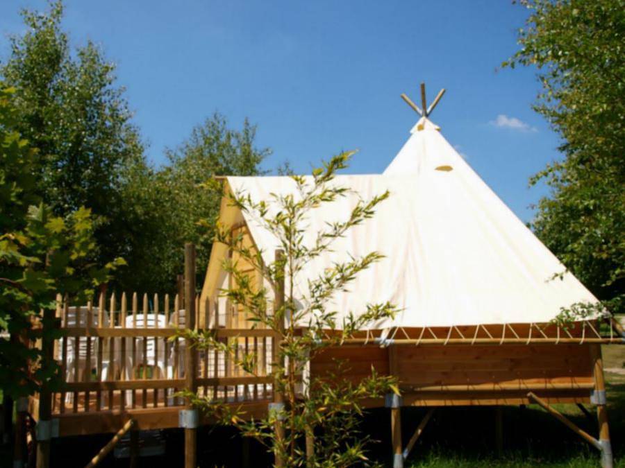 Camping de Rhuys - Camping Paradis - Safaritent 4 personen - Comfort Tipi in Theix, Côte des Mégalithes