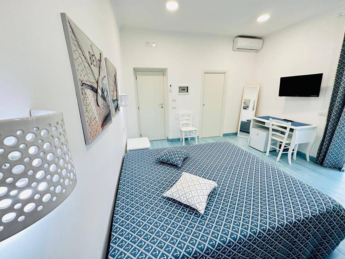 Double Room with Terrace in La parata, Ponza