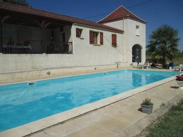 Chambre d’hôte pour 2 personnes, avec jardin à Luzech