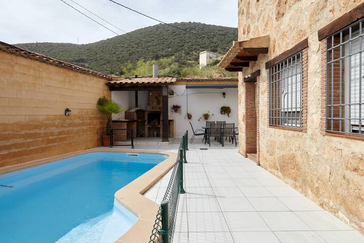 Chalet para 8 personas, con jardín, Se admiten mascotas en Provincia de Jaén - 3