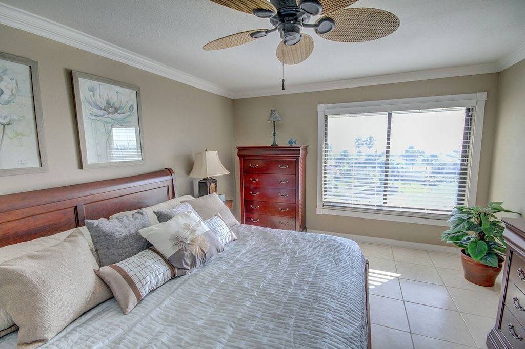Ganze Wohnung, Ct 2357 Ocean View Condo - Paradise Vacation Rental in Ocean Village in Fort Pierce, Hutchinson Island