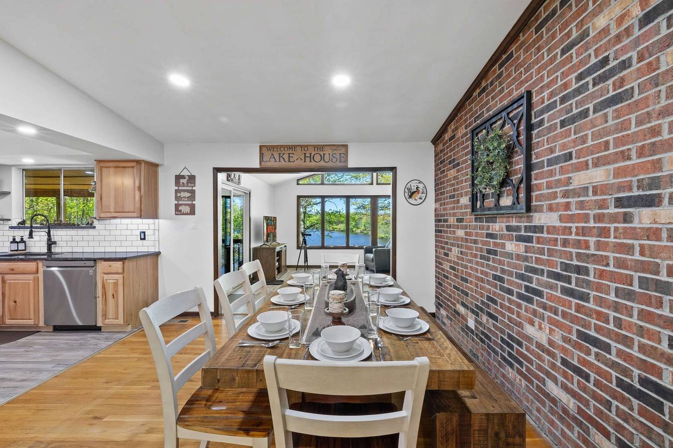 Lakefront with Hot Tub Mins2 Camelback Ski Resort in Long Pond