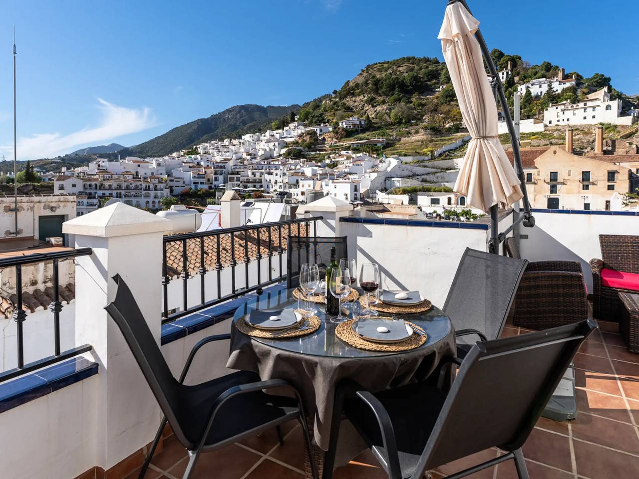 Apartamento entero, 3 estancias 4 Personas in Frigiliana Road, Frigiliana