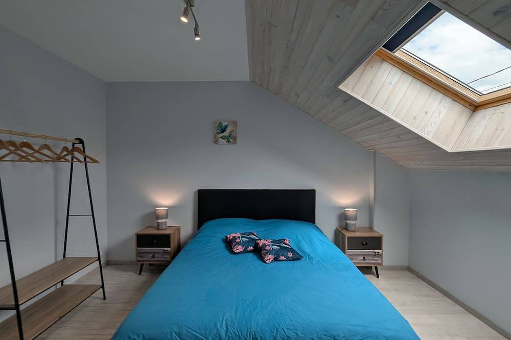 Appartement entier, Gîte lumineux pour 2 personnes dans les Hautes-Vosges in Le Thillot, Région d'Épinal