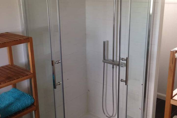 Location de vacances pour 4 personnes, avec jardin et terrasse, animaux acceptés à Plozévet - 4