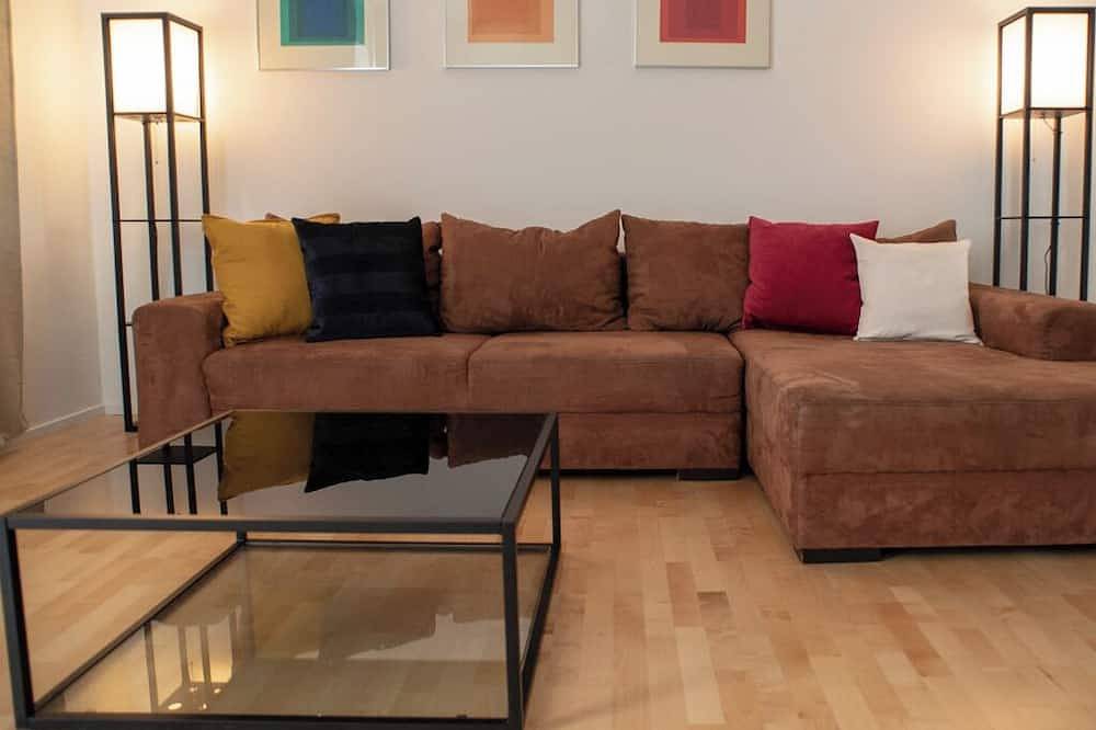 Ganze Wohnung, Cozy, modern, and newly renovated 80m2 apartment in the heart of Charlottenburg in Charlottenburg Berlin, Berlin