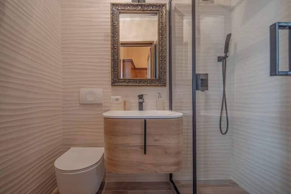 Entire apartment, Countess Isabella Suite in Bracciano, Lake Bracciano