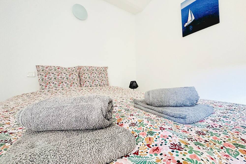 Entire apartment, Apartment in the heart of Les Sables d’Olonne in Les Sables-d'Olonne, Vendée