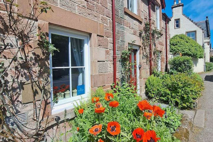 Cottage for 7 people, with garden in Moray Firth