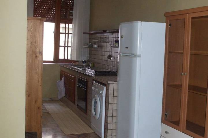 Ganze Wohnung, Eine-Zimmer-Wohnung in zentraler Lage in Messina, Messina Provinz