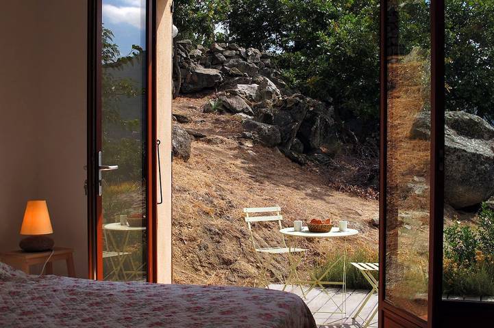 Location de vacances pour 5 personnes, avec jardin et terrasse à Sant'Antonino - 2