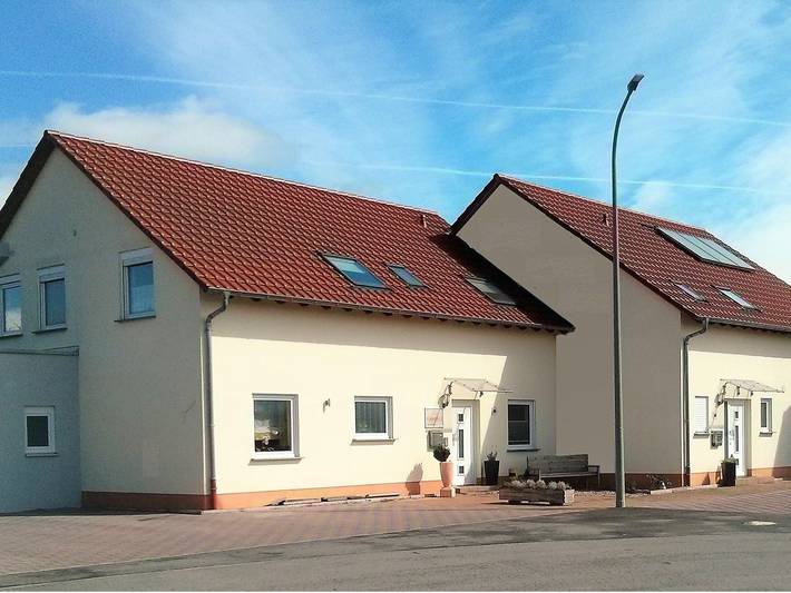 Ferienwohnung für 3 Personen, mit Garten in Rheinebene