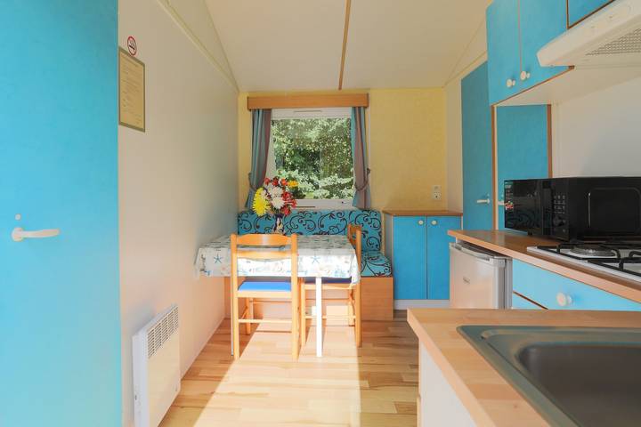 Mobile Home 'Bikini' avec terrasse privée et jardin privé in Plouha, Côte de Goëlo