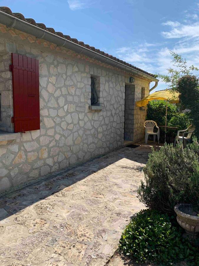 Location de vacances pour 4 personnes, avec terrasse, animaux acceptés à Roaix - 2