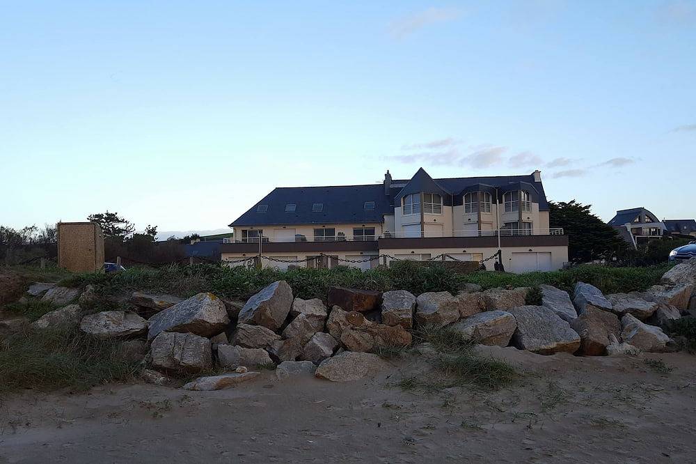 Apartamento entero, Nuevo Duplex con terraza frente al mar. in Plomodiern, Châteaulin und Umgebung