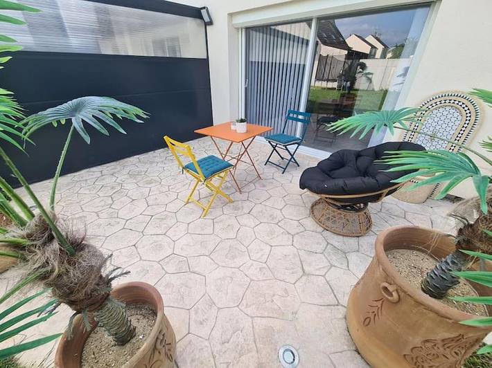 Location de vacances pour 3 personnes, avec Terrasse et Jardin à Mitry-Mory