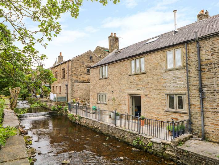 River Cottage Hayfield in Derbyshire