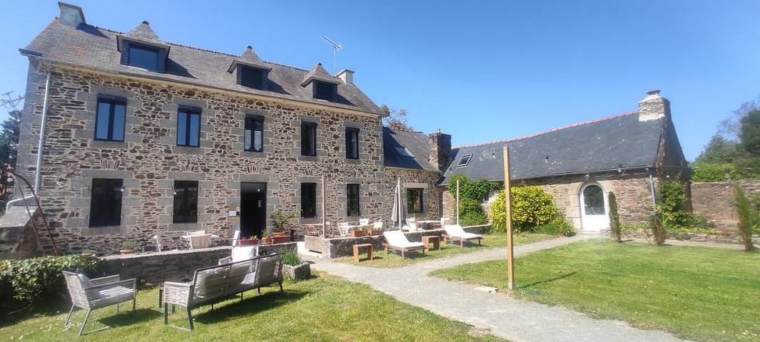 Hôtel pour 2 personnes, avec jacuzzi et jardin dans La Roche-Jaudy