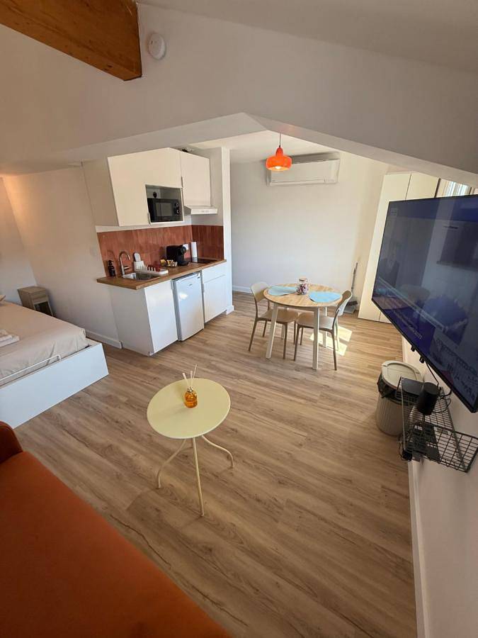 Appartement entier, Ô Maé - Climatisé proche Village Outlet - Aéroport in La Verpillière, Région de La Tour-du-Pin