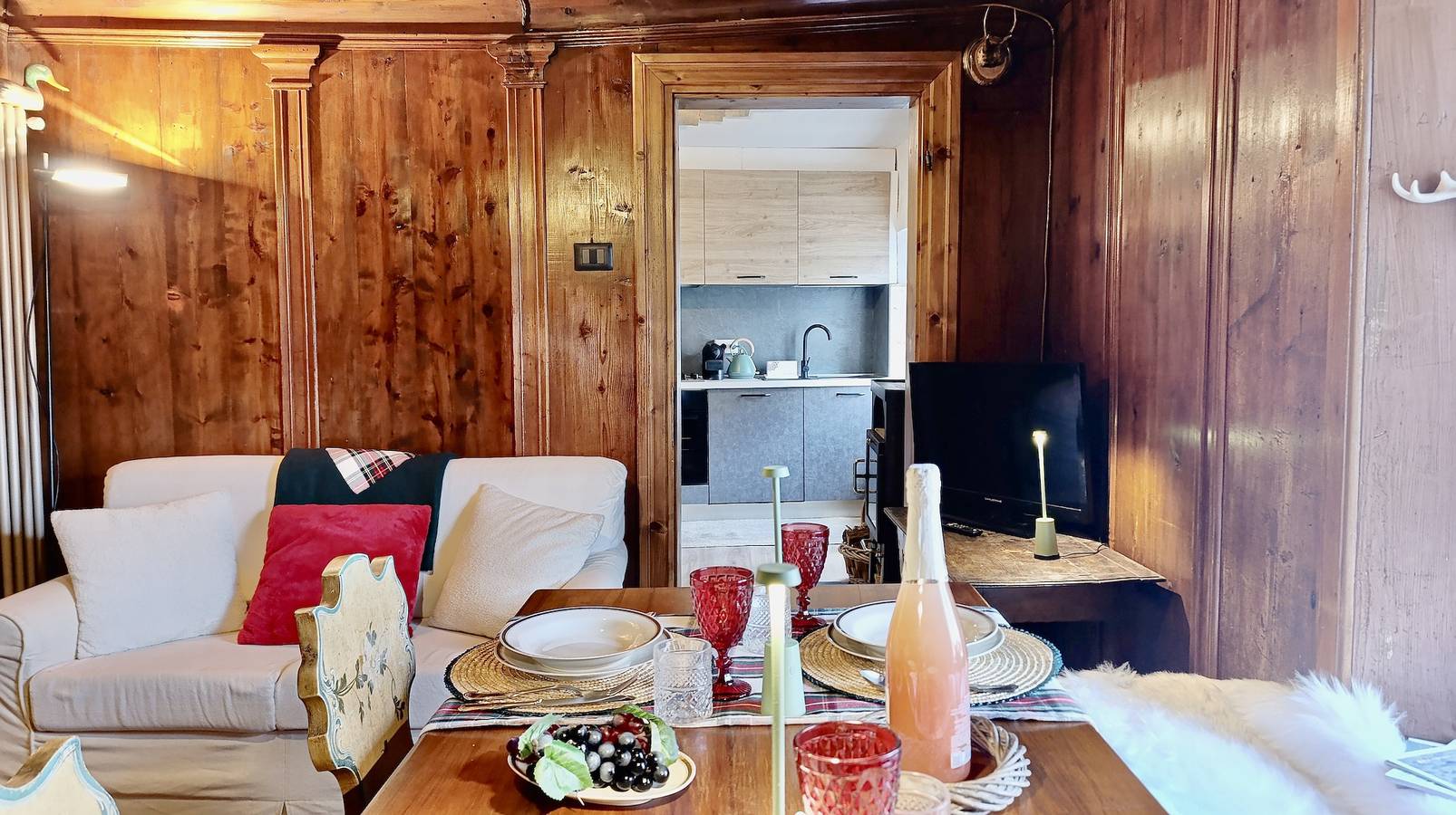 Appartamento intero, Antelao & Pelmo Apartments by Casa Check in Borca di Cadore, Dolomiti Superski