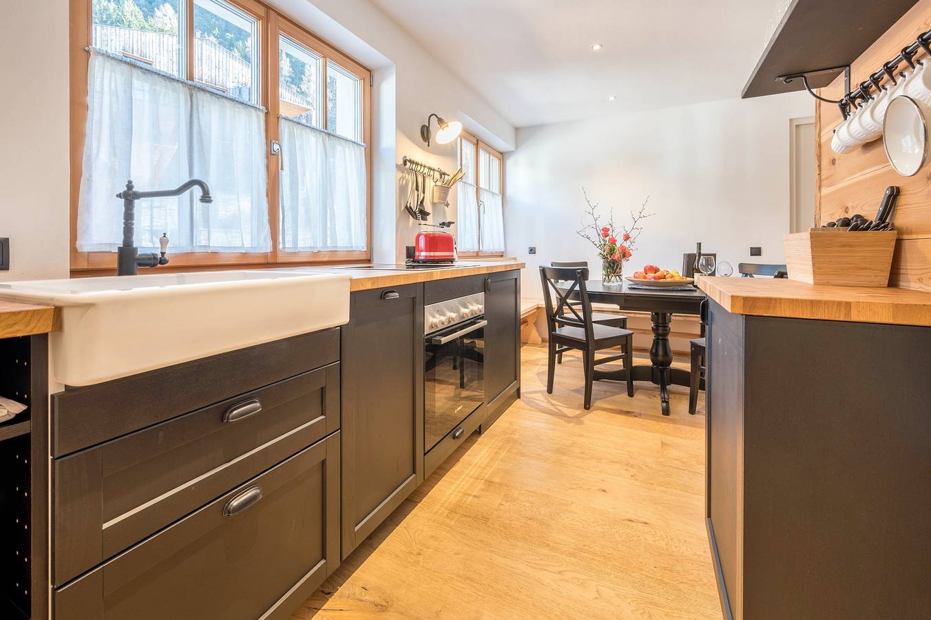 Ganze Wohnung, Ferienwohnung "Binderhof Apt Untn" mit Bergblick, Gemeinschaftsgarten und Wlan in Sarns, Brixen