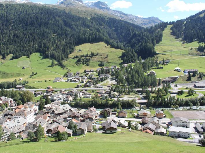 Ganze Ferienwohnung, Apartment Beeli - 4-Bettwohnung in Splügenpass, Rheinwald