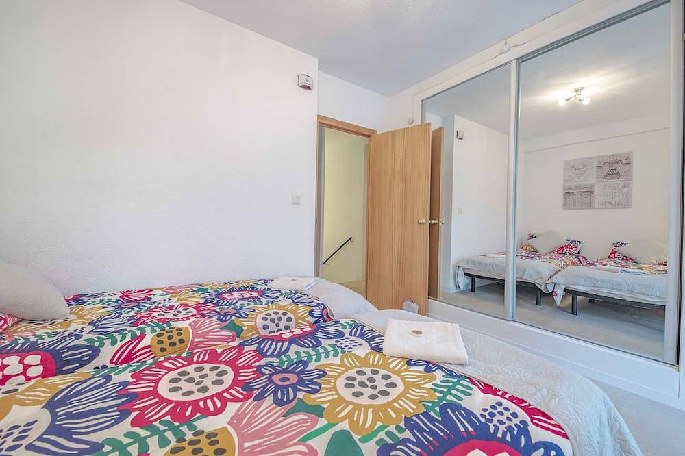 Modernes Stadthaus in Levante Beach (Wifi, Tv, Klimaanlage, Pools) in Benidorm, Costa Blanca