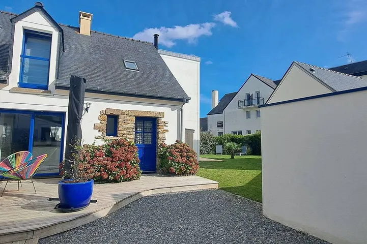 Ferienhaus für 10 Personen, mit Terrasse und Garten - 1