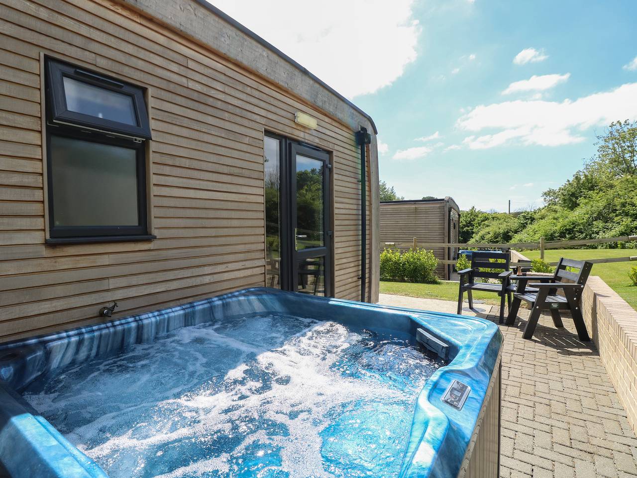 Hut voor 4 personen met tuin in Nettlestone and Seaview, Wight