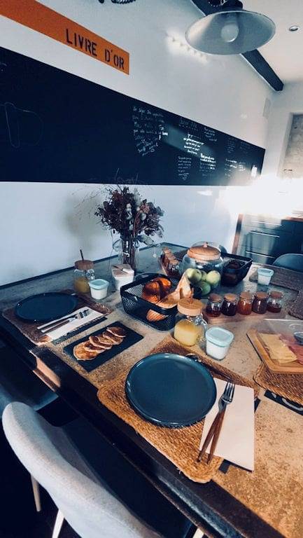 Chambre d’hôte pour 2 personnes, avec piscine ainsi que jardin et jacuzzi en Charente-Maritime - 4