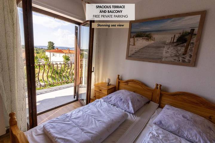 Ferienhaus für 7 Personen, mit Garten und Ausblick