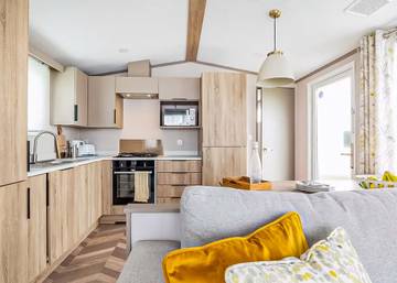 Caravan for 8 People in Selsey, West Sussex, Photo 4