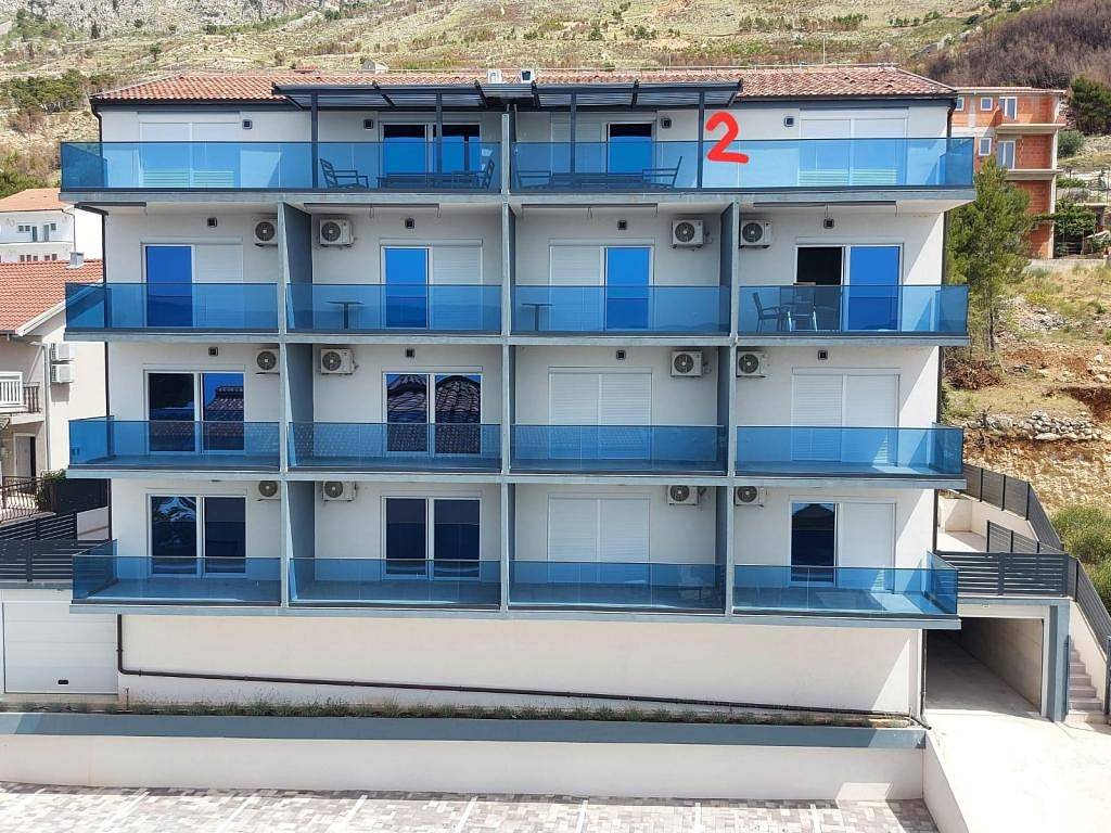 Appartamento vacanze a Omiš-Riviera a partire da 185€ a notte